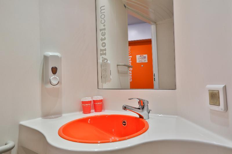 Easyhotel Sofia Ngoại thất bức ảnh